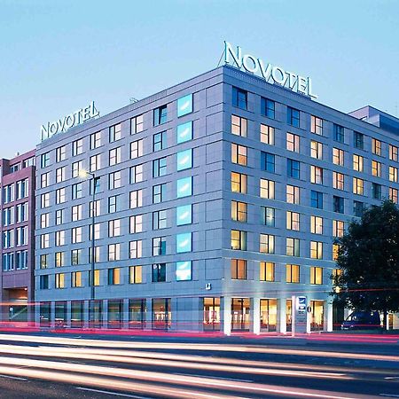 Novotel Berlin Mitte Esterno foto