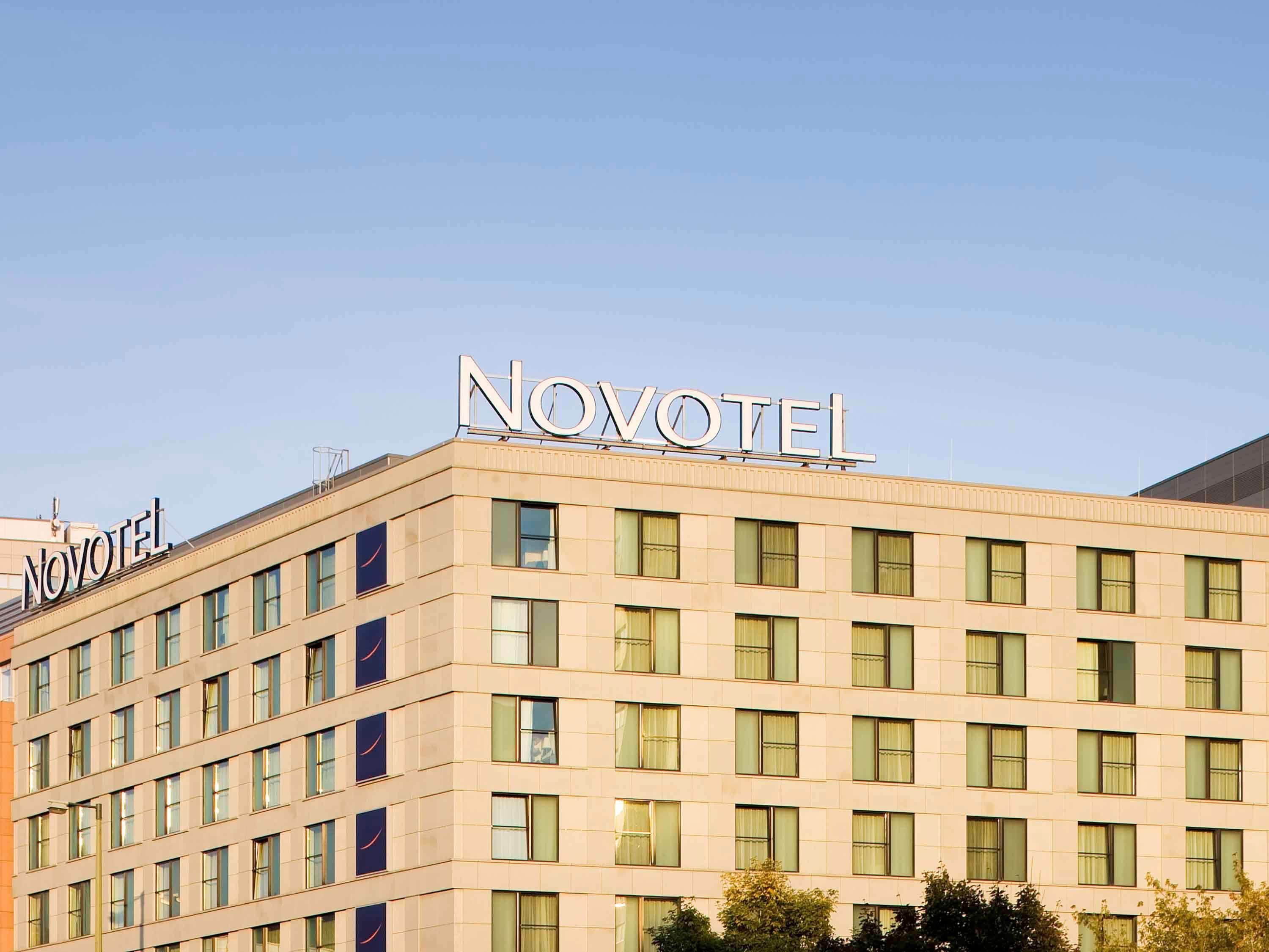 Novotel Berlin Mitte Esterno foto