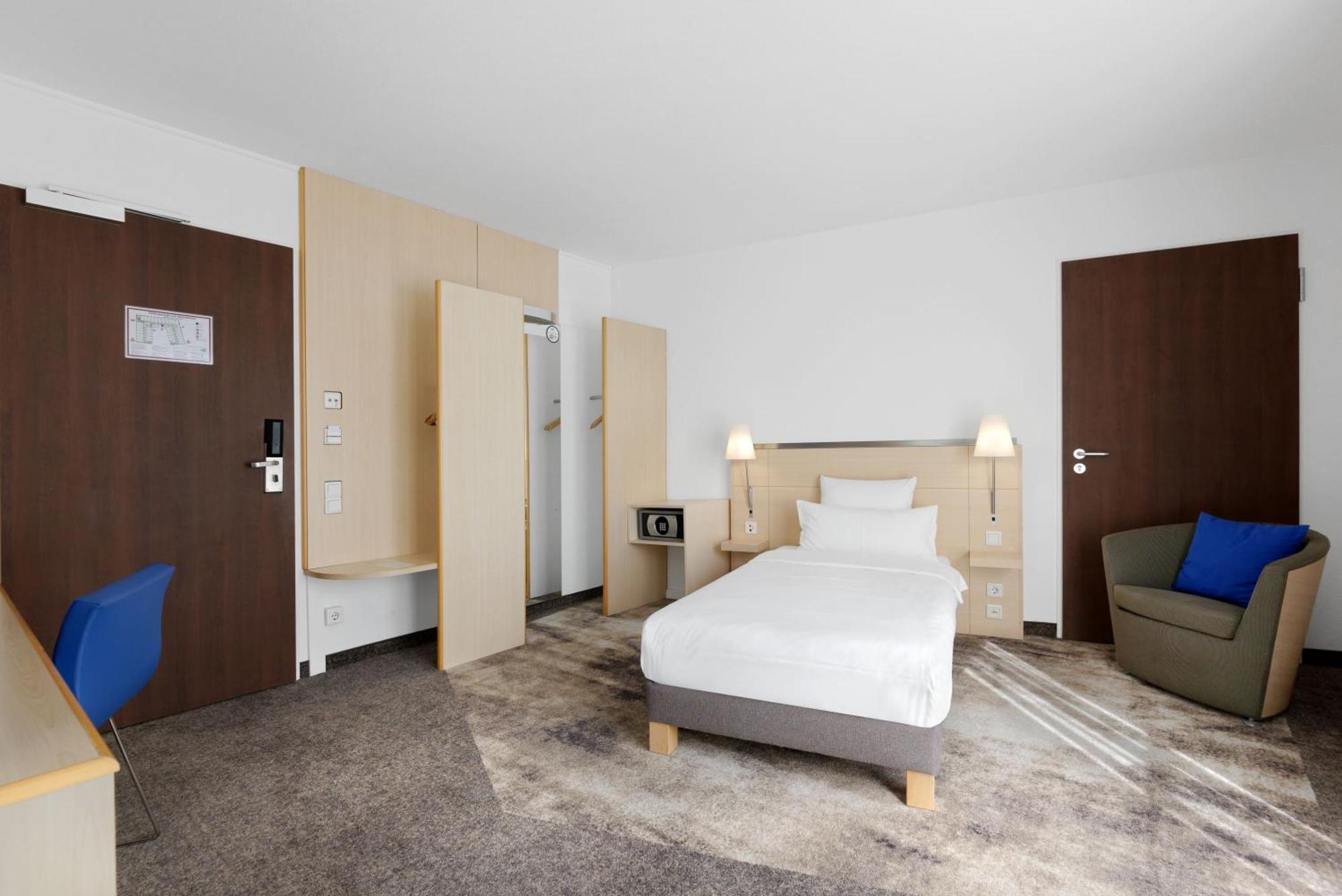 Novotel Berlin Mitte Esterno foto