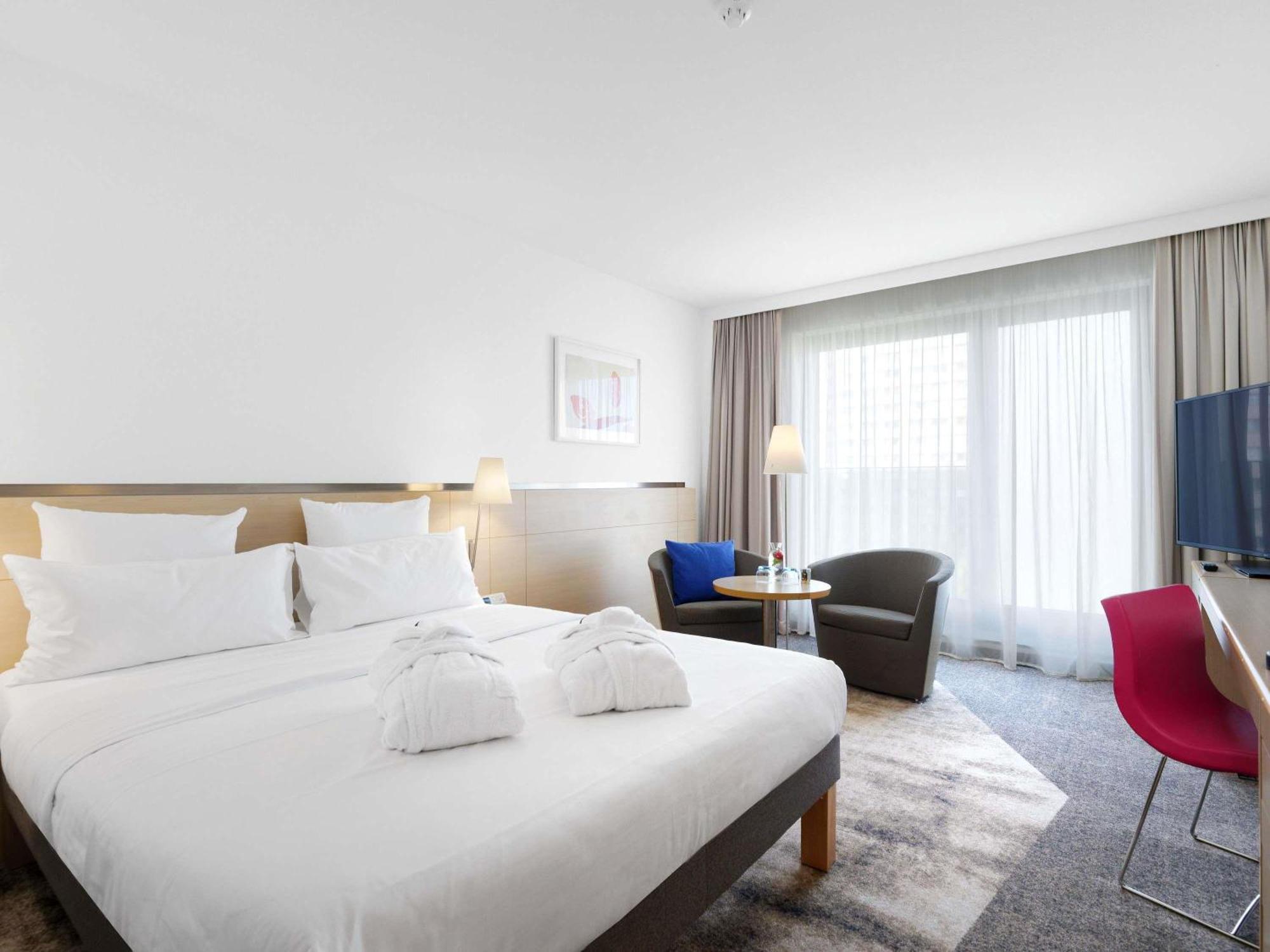 Novotel Berlin Mitte Esterno foto